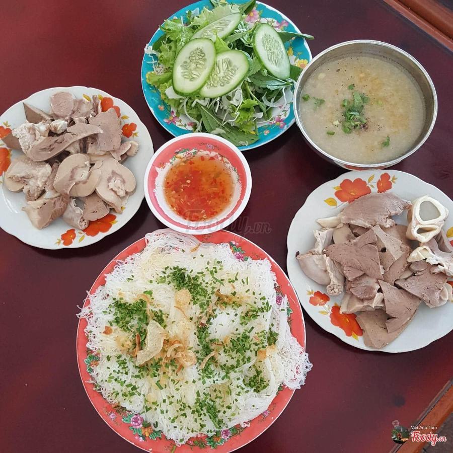 Coconut Hotel Phu Yen Туихоа Экстерьер фото
