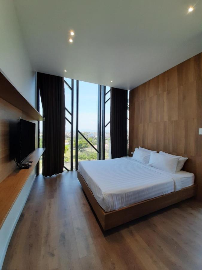 Coconut Hotel Phu Yen Туихоа Экстерьер фото